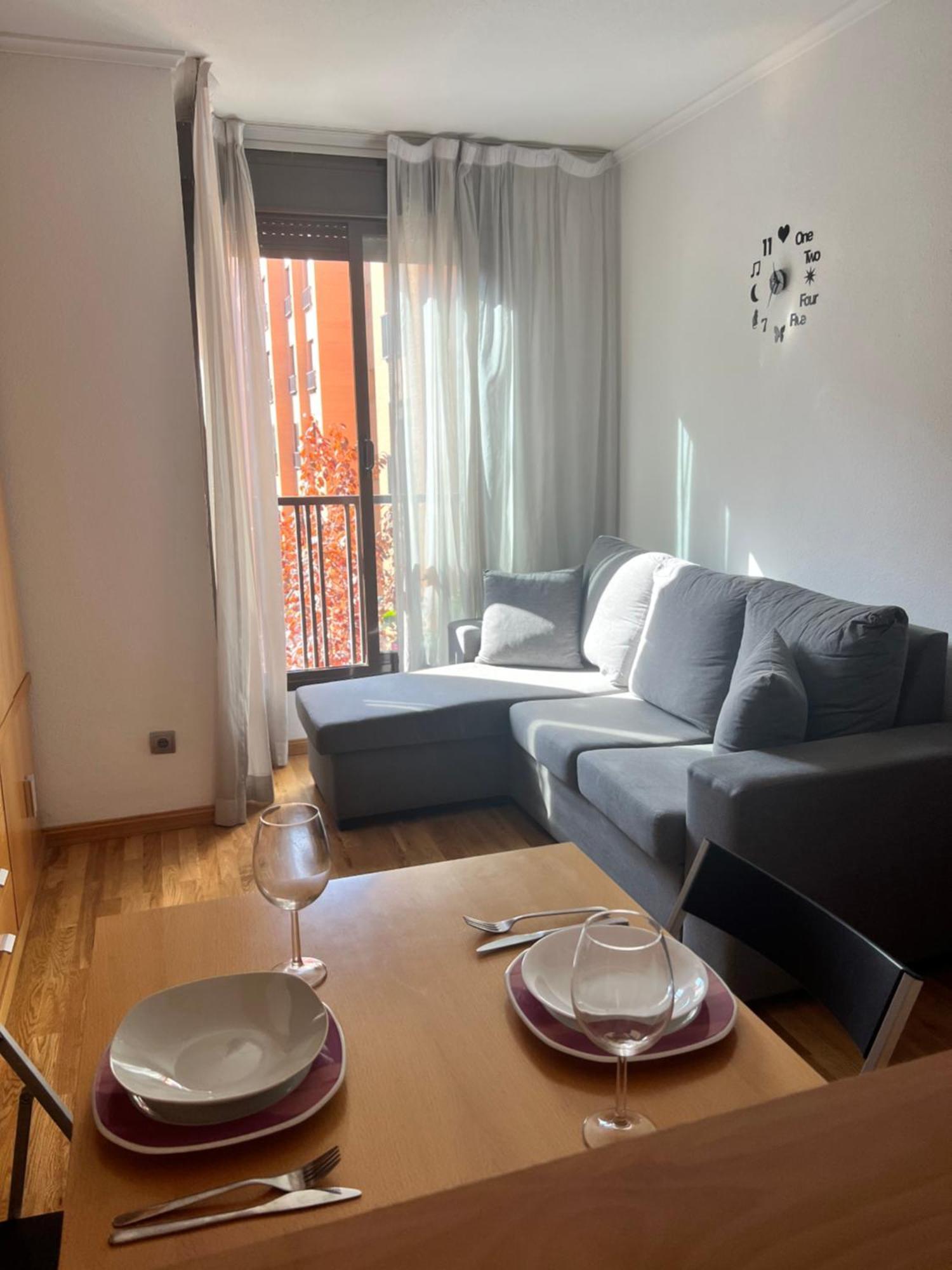 Samaniego Suite, Airport, Ifema Turistico 마드리드 외부 사진